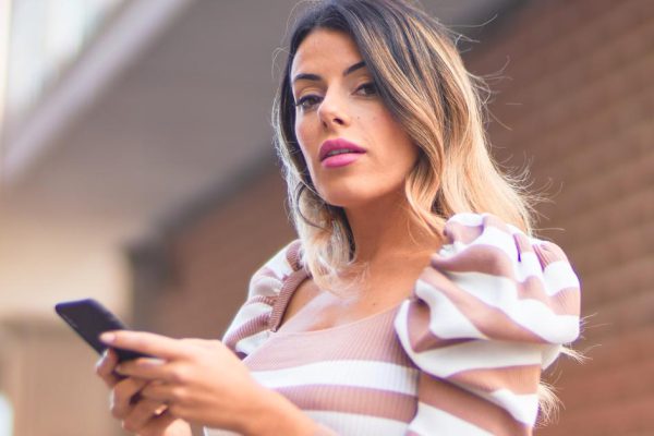 С тех пор как я начала хорошо зарабатывать, у меня не клеятся отношения с мужчинами, не выношу кавалеров, которые ничего не добились