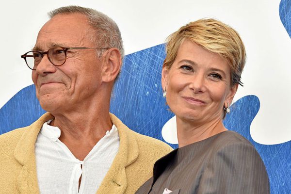 Сколько лет исполнилось Юлии Высоцкой и почему она не стареет