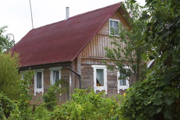 Жена прожужжала все уши о доме из деревянного сруба, расскажу, какая истинная цена его содержания