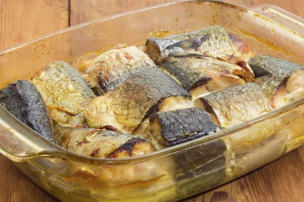 Муж не переносит запаха скумбрии, научилась готовить рыбку так, что даже он выпрашивает добавку