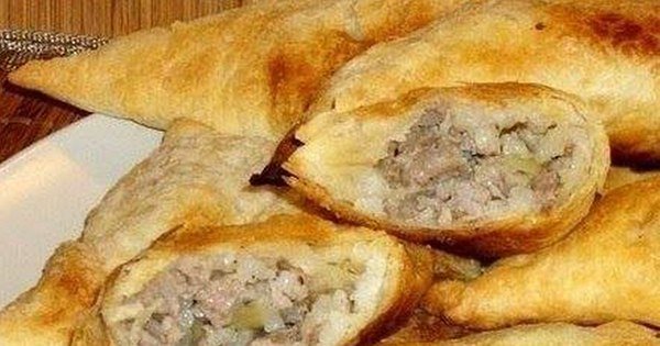 Простой рецепт вкуснейших пирожков «Уплетайка»: название говорит само за себя.