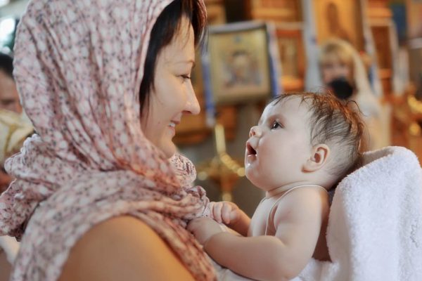 Ребенок, которого благословила мать, становится неуязвимым