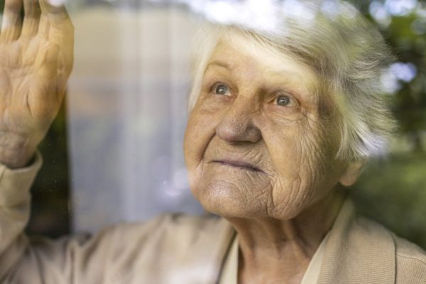 Как уговорить детей появляться дома почаще, ведь отец и мать сильно скучают