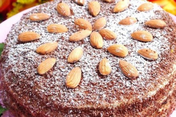 Сметанный торт на сковороде: рецепт для настоящих сладкоежек!