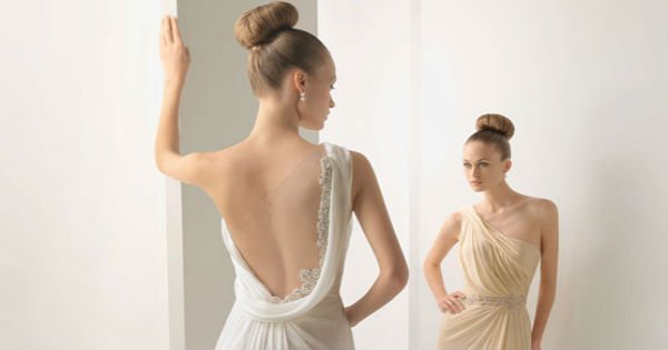 Как правильно сочетать прическу с вырезом на платье? Сохрани себе, чтобы не потерять!