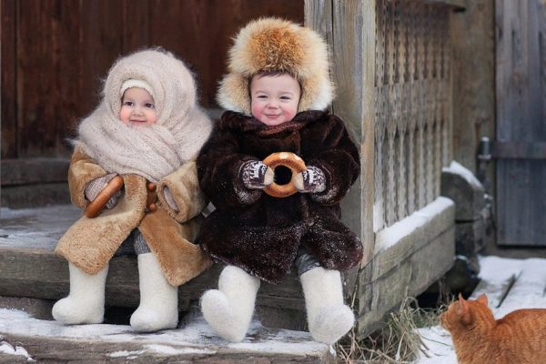 «Бабушкам ничего не надо делать, только в гости приходить».