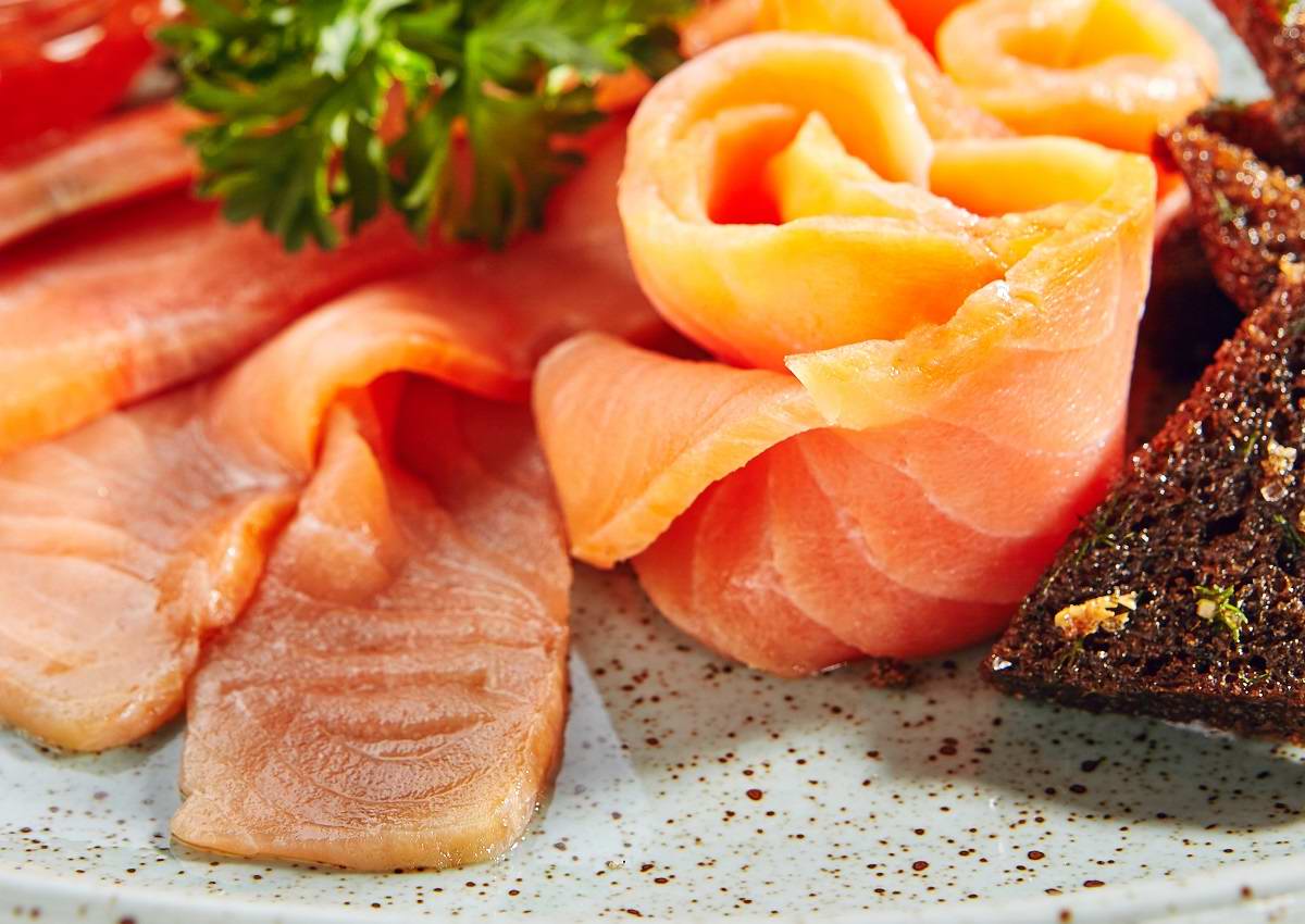 Соленая красная рыба: ошибки в приготовлении идеальной закуски