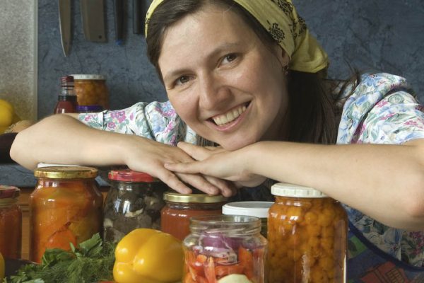 Надо ли «устраивать Европу» и разделять семейный бюджет с женой «по-братски»