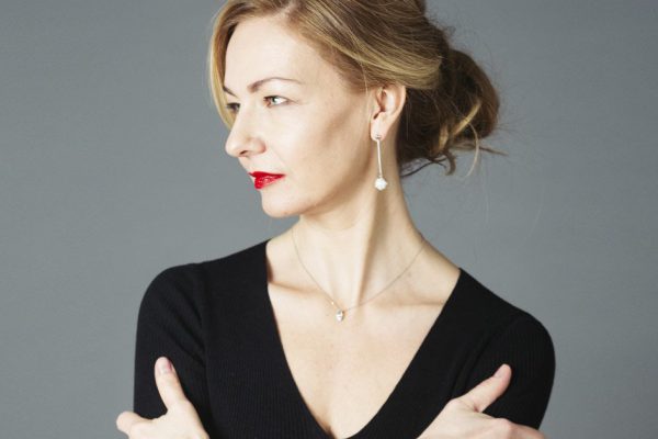 Вещи, которые обеспеченная женщина носит, чтобы не превратиться в старуху