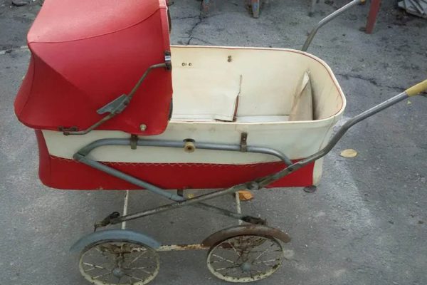 О каких детских колясках мечтала каждая советская мама