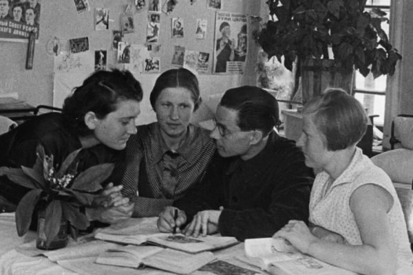 Какой была жизнь в стенах советского общежития и почему многие вспоминают о ней без сожалений