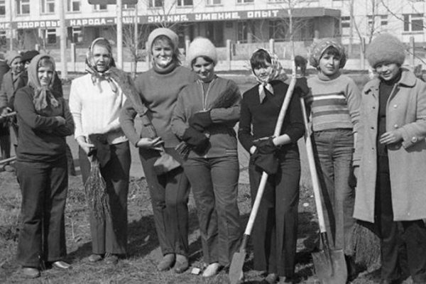 Какие советские традиции хочется вернуть из далекого прошлого