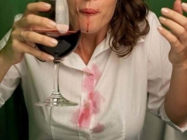 пятна от красного вина