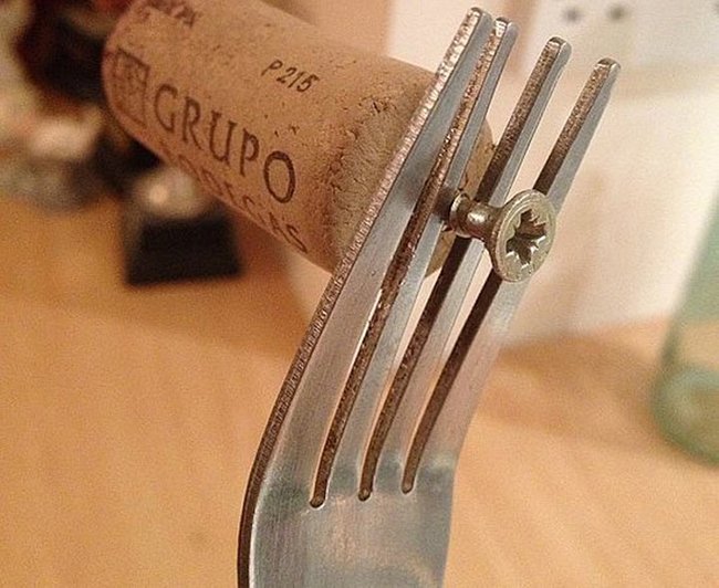 вилка вместо штопора