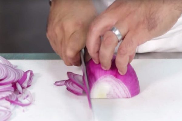 6 замечательных советов по использованию ножа, которые оценит каждая хозяйка!