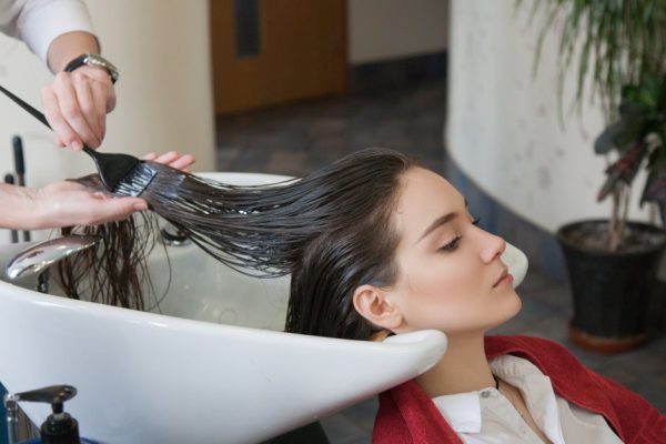 Три вида колхозного окрашивания волос и как спасти шевелюру