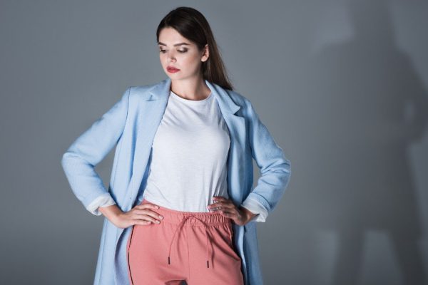 Какие брюки стоит отдать маме