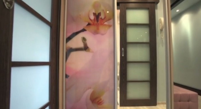 дизайн совмещенной маленькой кухни и гостиной