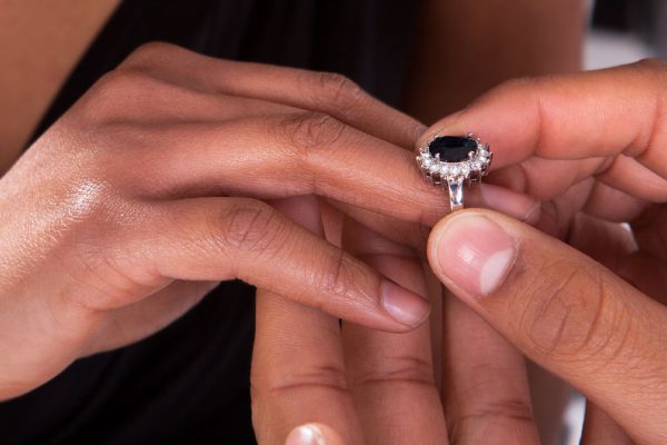 Только в 40 лет я встретила идеального мужчину, он женат, но я решила, что мое счастье важнее чужого