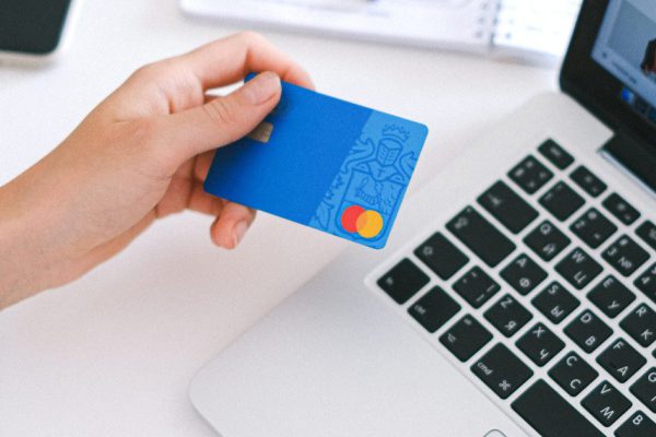 Сравниваем, что можно было купить на среднюю зарплату в СССР и что реально приобрести в наше время