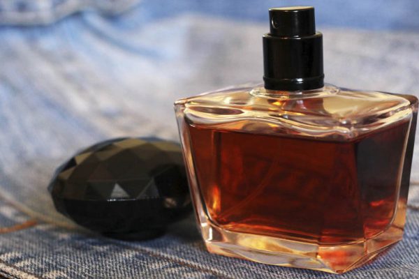 Нашла старые мамины духи, можно ли как-то определить, испортились они или нет