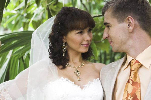 Позвала подругу в гости без мужа, а она обиделась и перестала со мной общаться