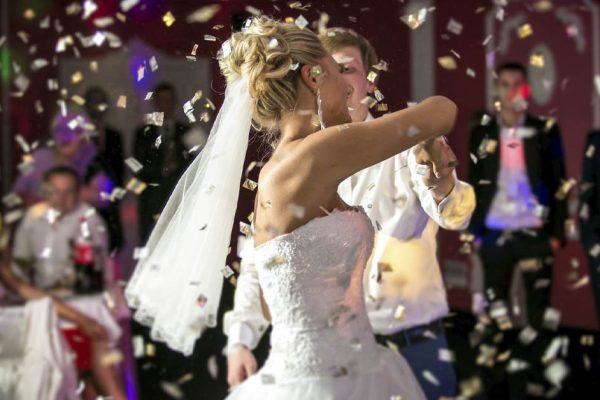 Свекровь полюбит ту невестку, у которой больше денег