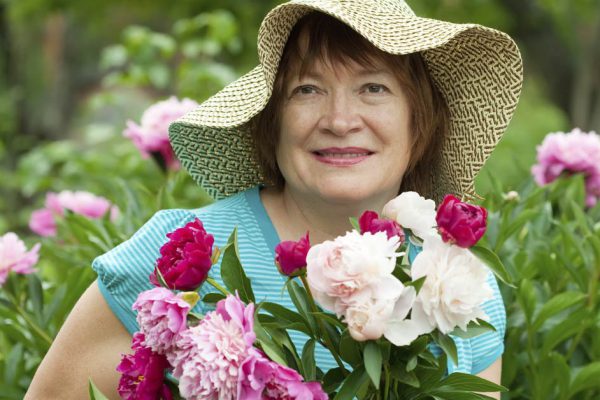 Ютимся на даче, пока теща живет припеваючи, как царица в квартире