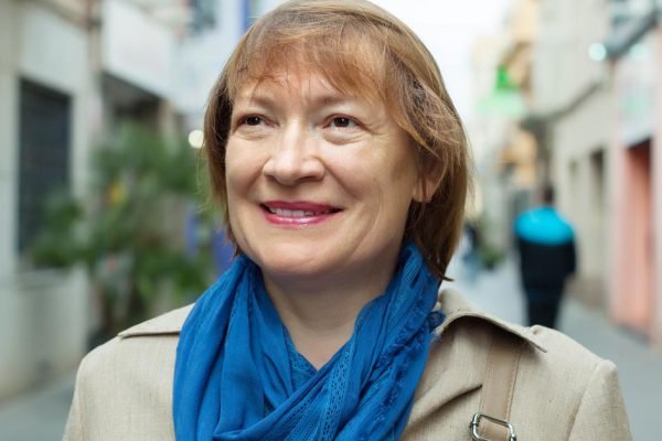 Стилисты назвали несколько вещей, которые прямо кричат о возрасте женщины, пора с ними распрощаться