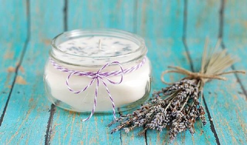 свеча с лавандой