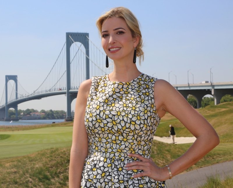 стильный женский лук