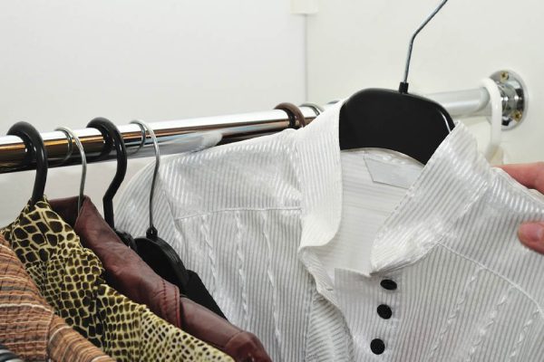 Невестка негодует, что я вечно покупаю ей самые дешевые подарки