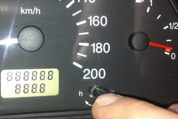 Кнопка суточного пробега способна на большее, уже третий год проверяю скрытые возможности