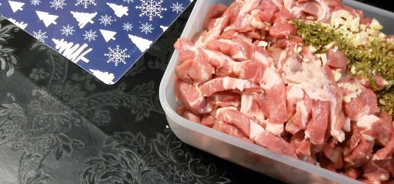 свиная колбаса домашняя