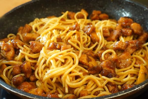 Что делать, если свекровь сваливается как снег на голову