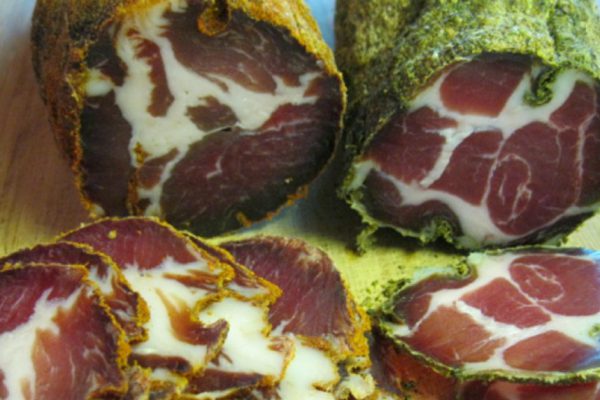 Лучший рецепт вяленого мяса: и сочно, и вкусно, а специи подобраны идеально!