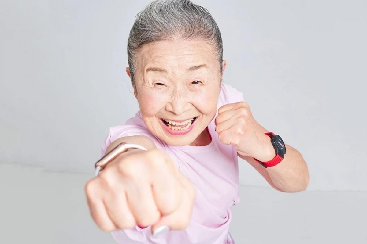 Инструктор по фитнесу из Японии Такисима Мика рассказала, что нужно делать, чтобы порхать, как бабочка, даже в 91 год Такисима, Instagram, также, просто, время, старается, своей, начала, жизни, чтобы, тренировки, больше, хочет, takimika_poweragingТакисима, предпочитает, возраст, делает, постоянно, заниматься, своих