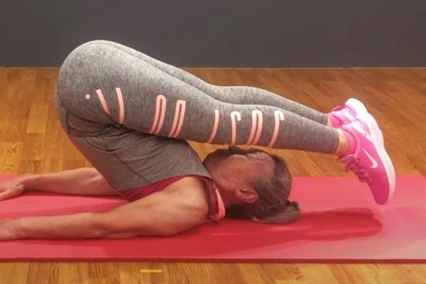 Инструктор по фитнесу из Японии Такисима Мика рассказала, что нужно делать, чтобы порхать, как бабочка, даже в 91 год