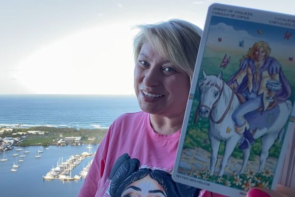 Кому из знаков зодиака в апреле ждать всадника на белом коне