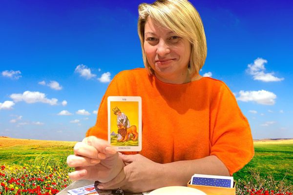 Прогноз на июнь Анжелы Перл для каждого знака зодиака