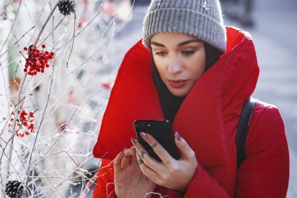 Что сделать с iPhone, чтобы он перестал выключаться и зависать на морозе