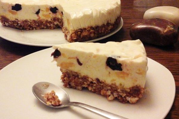 Торт без муки, яиц и выпечки, за который муж готов сразиться с драконом, то есть с младшим сыном