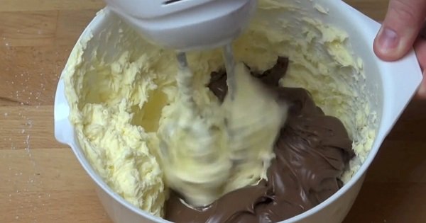 Это торт — неземное лакомство… И его даже не нужно печь!