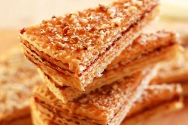 Как приготовить вафельный торт