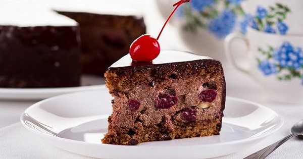 Нежнейший торт с идеальным вкусом — «Пьяная вишня». Уникальный десерт к праздничным дням!