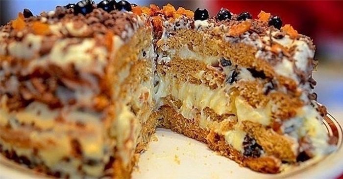 торт на кефире со сметанным кремом