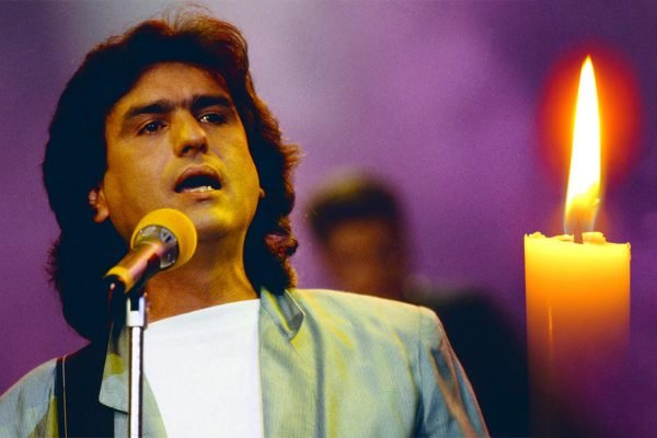 Известный итальянский певец и композитор Тото Кутуньо улетел на небеса, ему было 80 лет