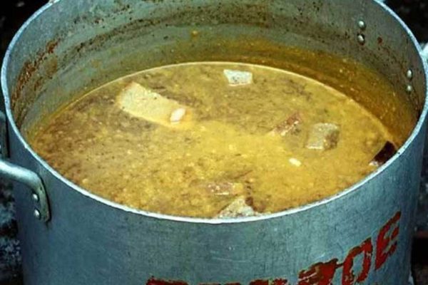 В рационе каждой советской семьи были блюда, о которых сейчас даже страшно вспоминать, невероятно убогая еда