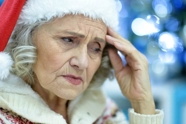 В нашей семье всегда чтили традиции, но в этом году младшая сестра отказалась праздновать сочельник с нами, мама в печали