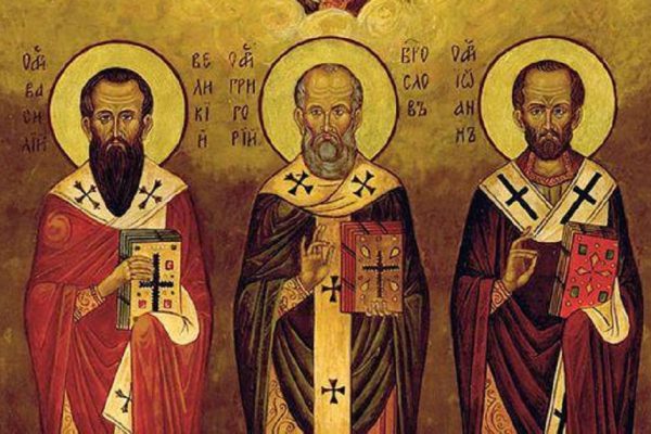 Традиции в День трех святых